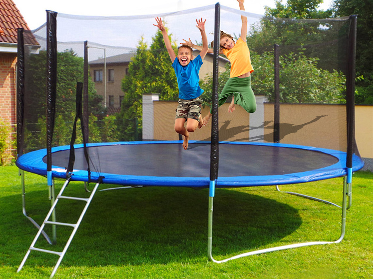 Sàn nhún Trampoline ngoài trời - Green Park Viet Nam