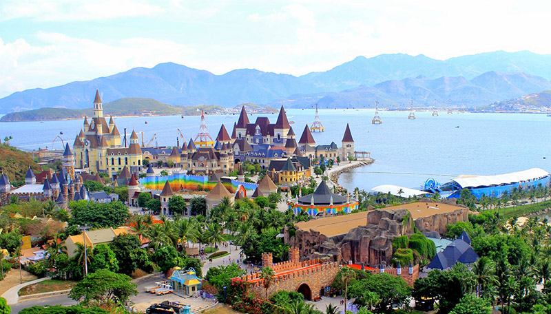 VINWONDERS NHA TRANG - Univiet Travel - Unique Always