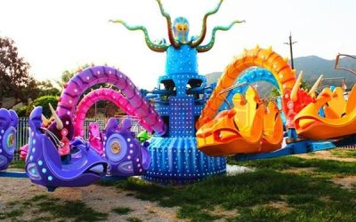 Bach-tuoc-quay-lon-40-cho-cong-vien-giai-tri-2