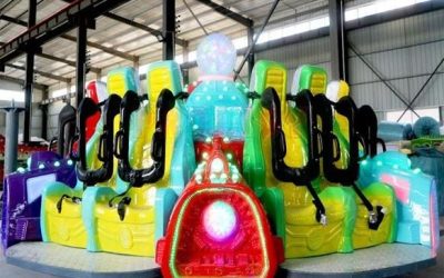 Chuyen-di-UFO-phi-thuong-cong-vien-giai-tri-2