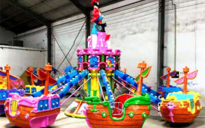 Tau-cuop-bien-quay-vong-cong-vien-giai-tri-2-1
