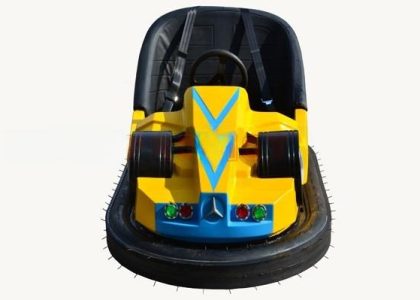 Xe-dien-dung-F1-1-cong-vien-giai-tri-1